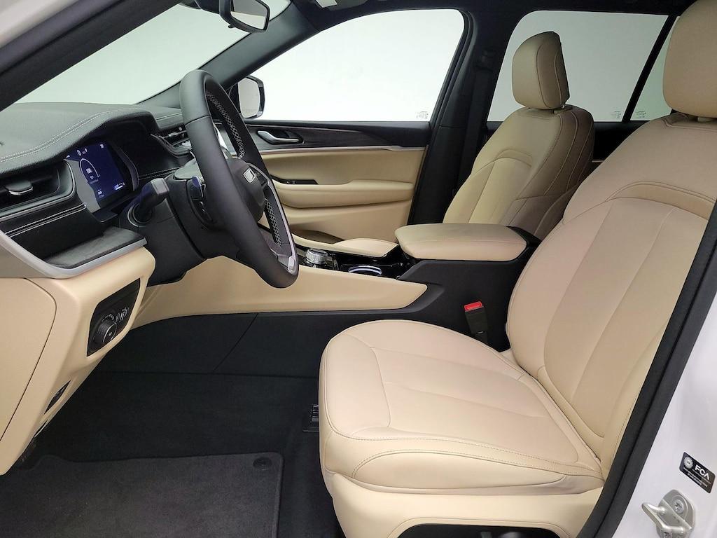 used 2023 Jeep Grand Cherokee car, priced at $36,998