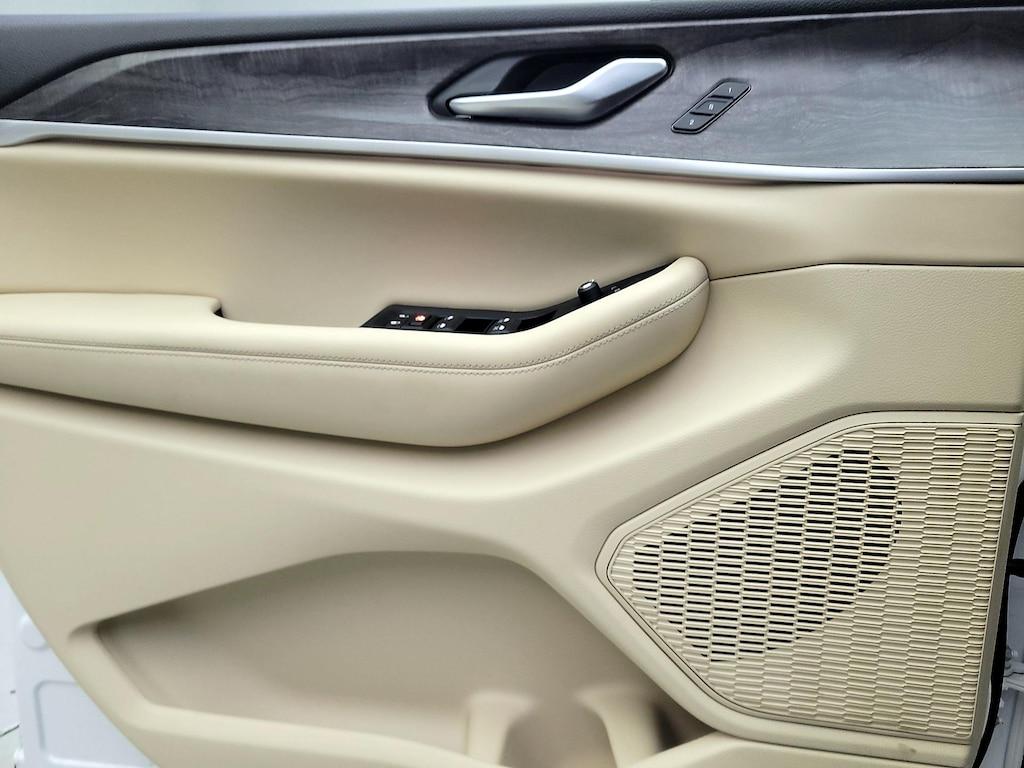 used 2023 Jeep Grand Cherokee car, priced at $36,998