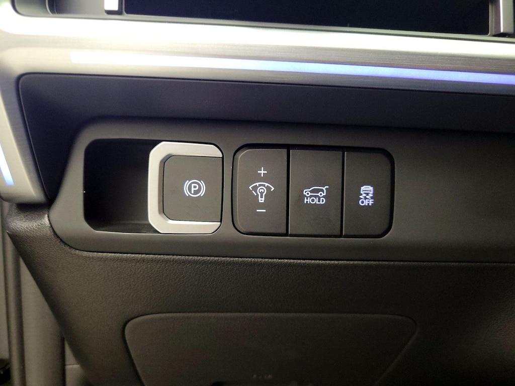 used 2024 Hyundai Santa Fe car, priced at $42,998