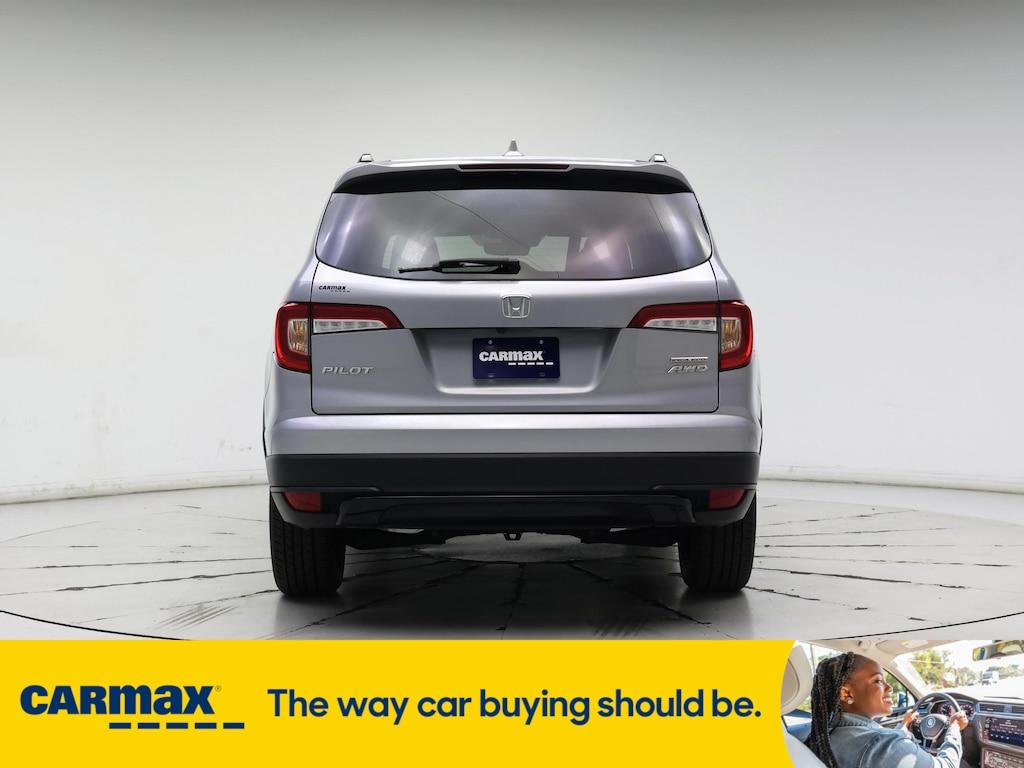used 2022 Honda Pilot car, priced at $31,998