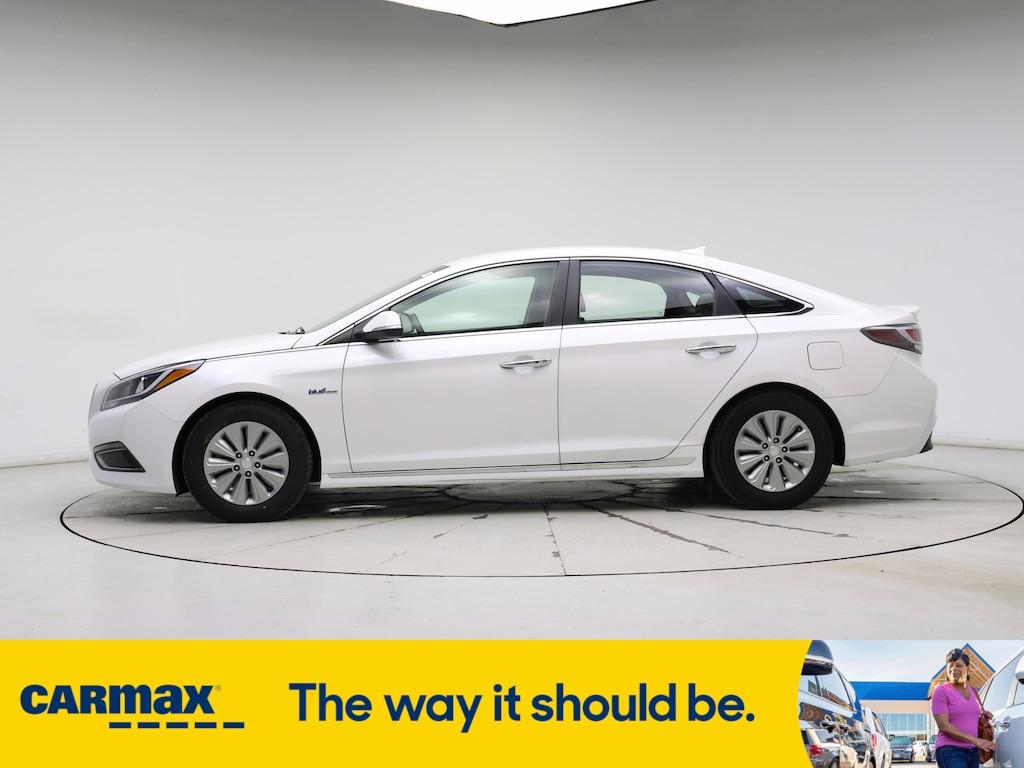 used 2016 Hyundai Sonata Hybrid car, priced at $13,599