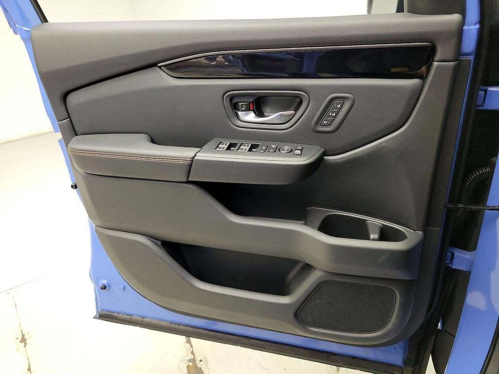 used 2024 Honda Pilot car, priced at $45,998
