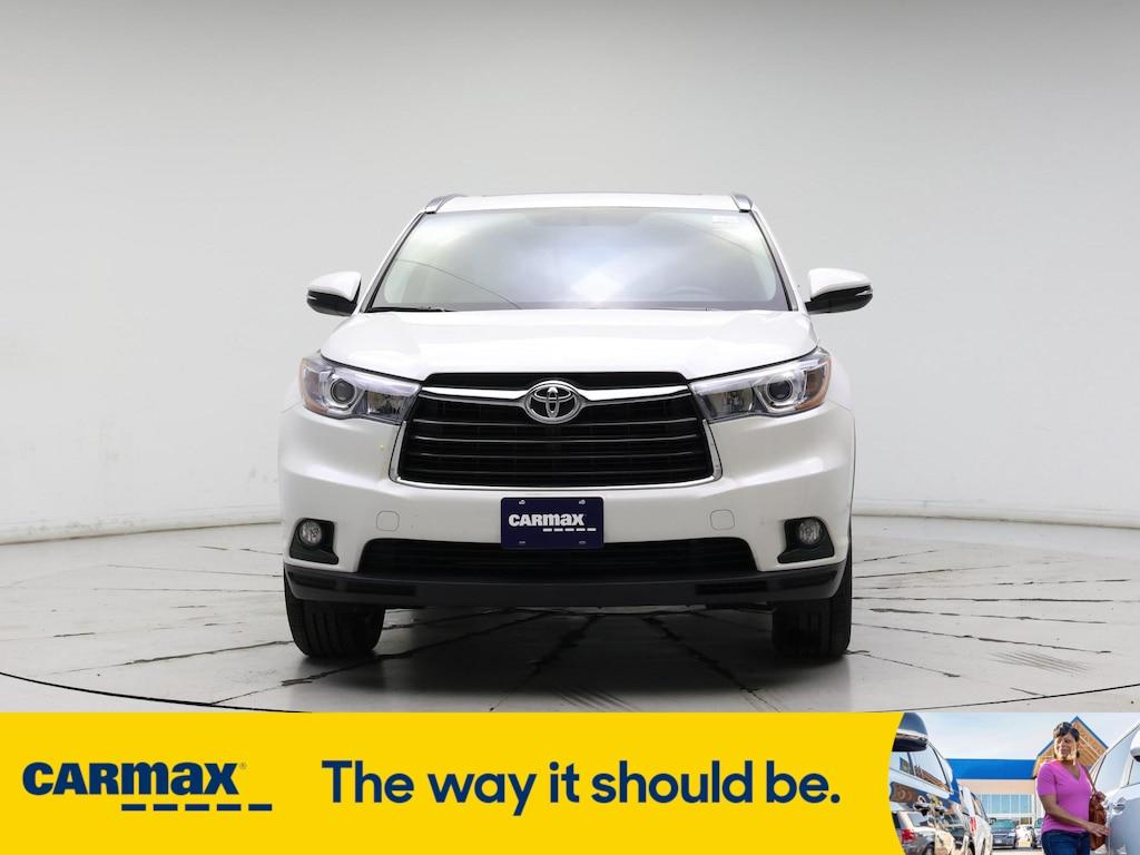 used 2015 Toyota Highlander car, priced at $27,998