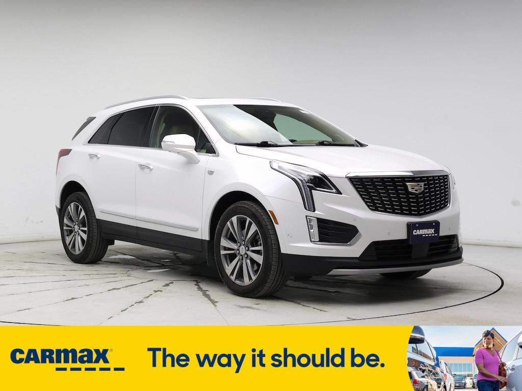 used 2022 Cadillac XT5 car, priced at $35,998