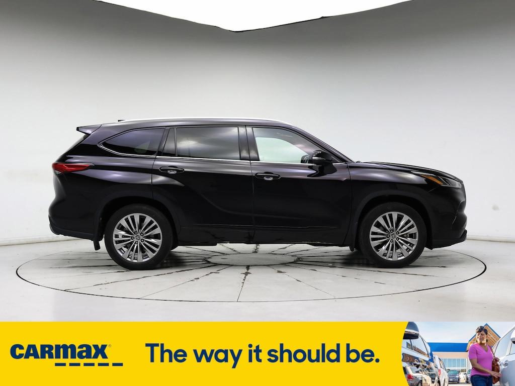 used 2022 Toyota Highlander car, priced at $47,998