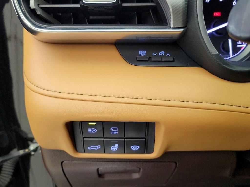 used 2022 Toyota Highlander car, priced at $47,998