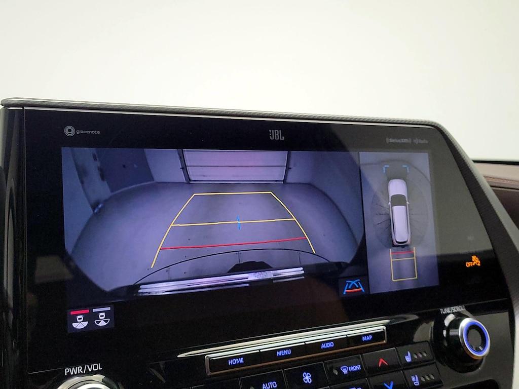 used 2022 Toyota Highlander car, priced at $47,998