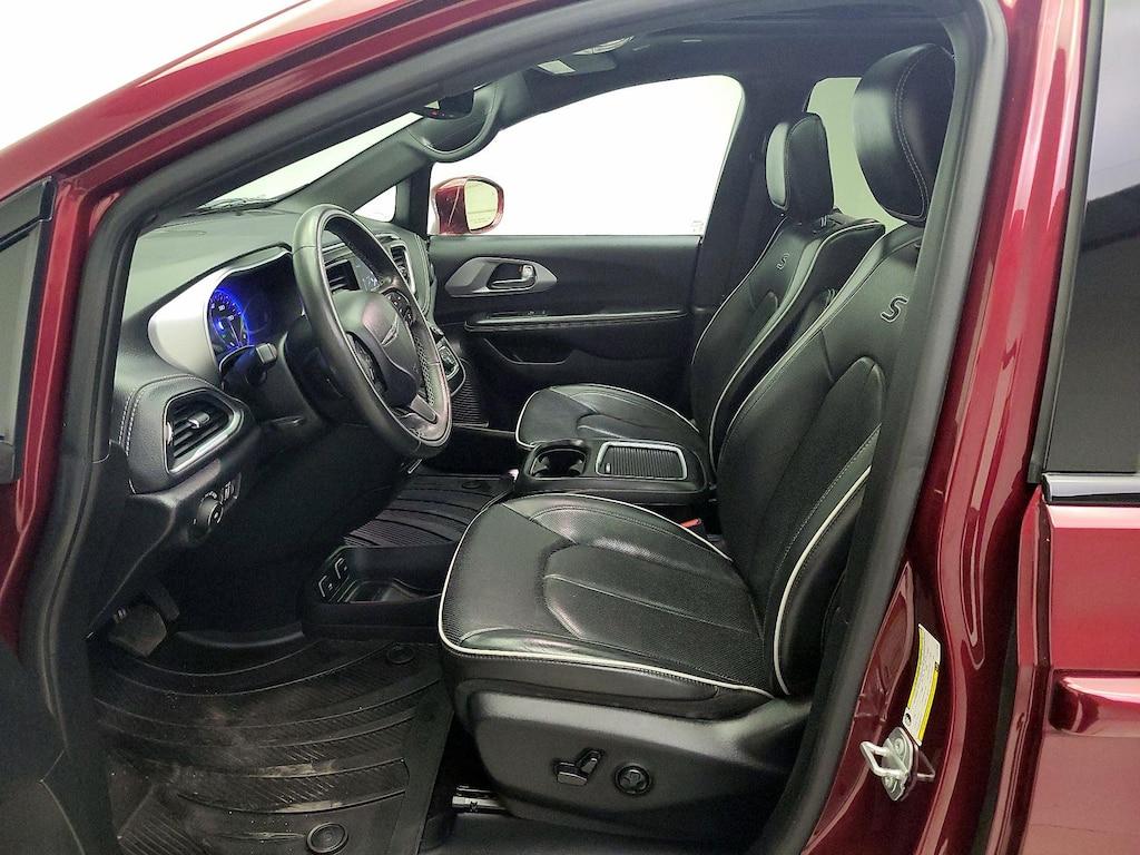used 2020 Chrysler Pacifica car, priced at $28,998