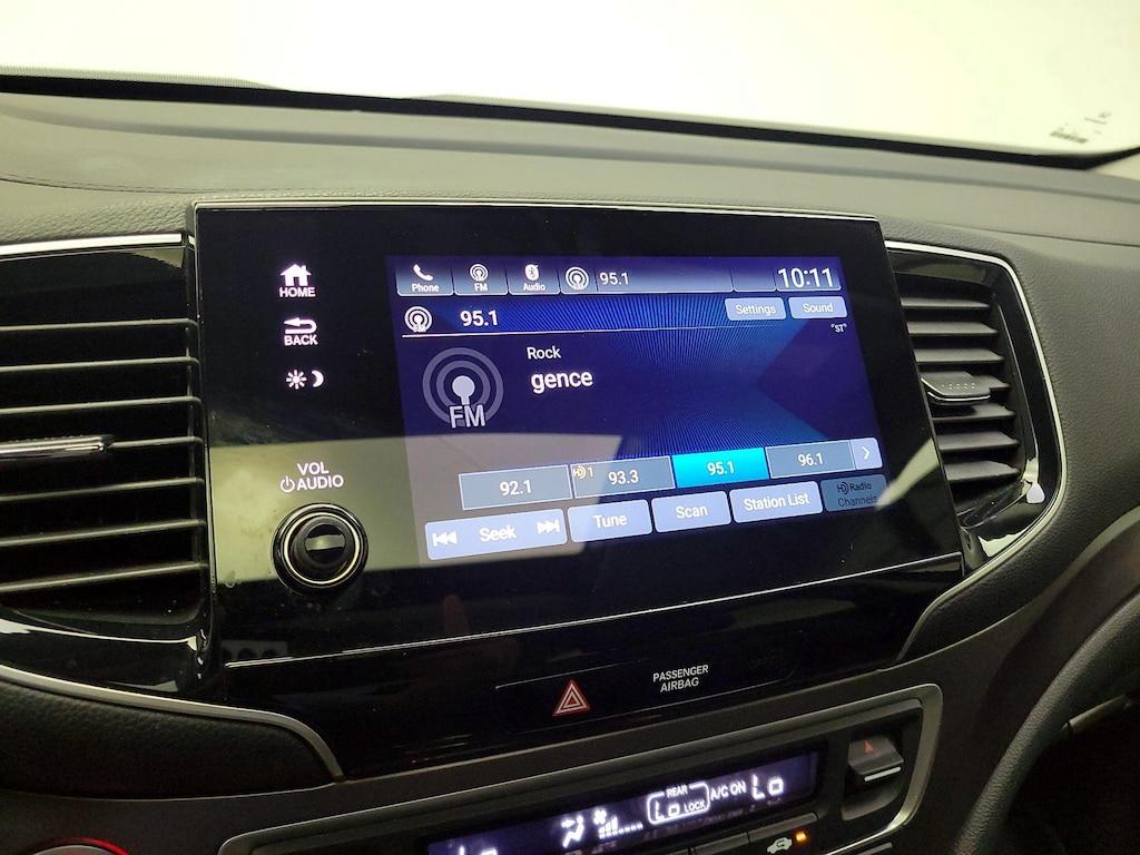 used 2022 Honda Pilot car, priced at $32,998