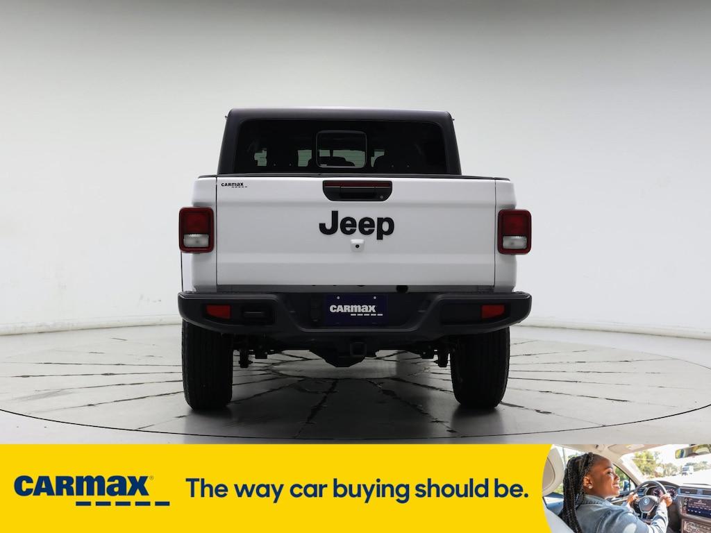 used 2022 Jeep Gladiator car, priced at $35,998