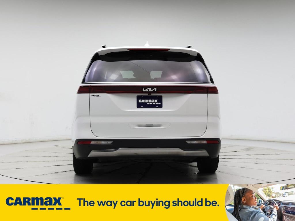 used 2024 Kia Carnival car, priced at $39,998