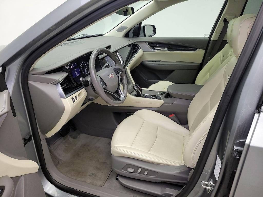 used 2023 Cadillac XT6 car, priced at $35,998