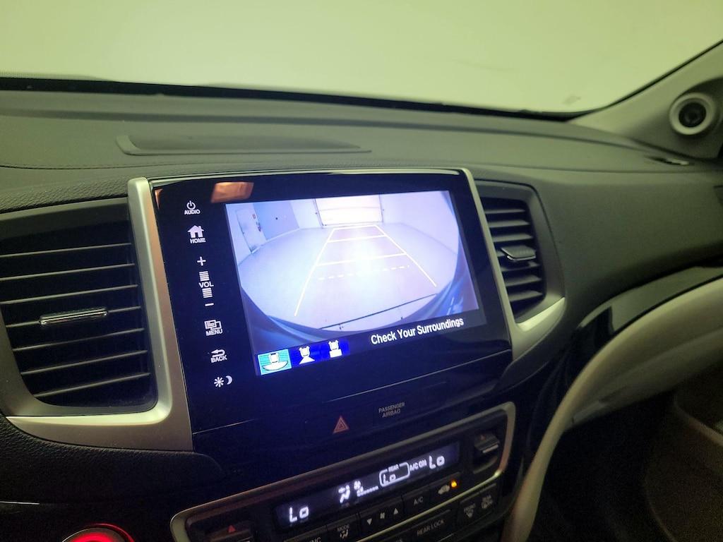 used 2017 Honda Pilot car, priced at $27,998