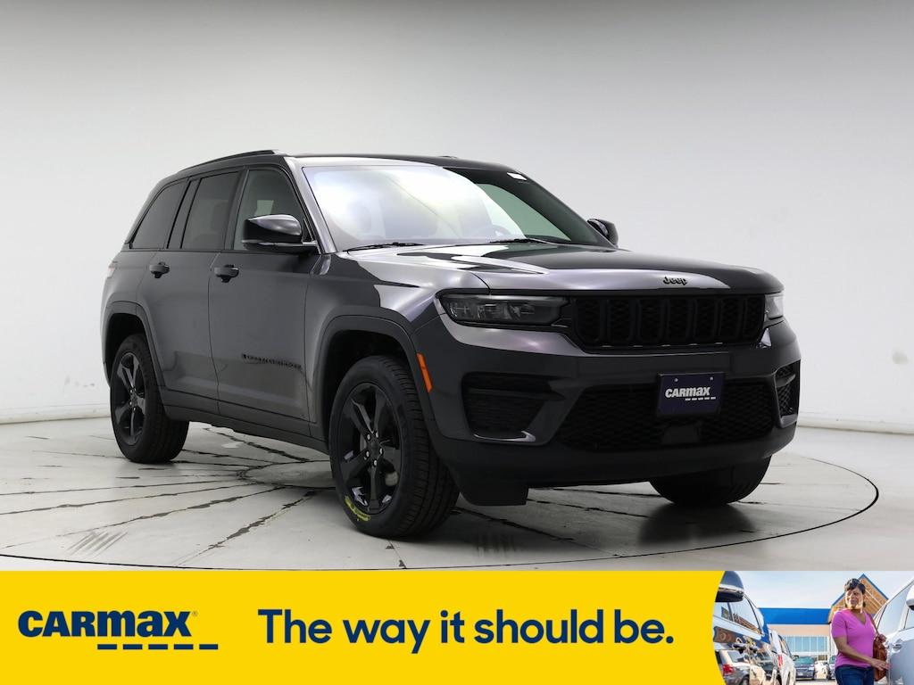 used 2023 Jeep Grand Cherokee car, priced at $32,998
