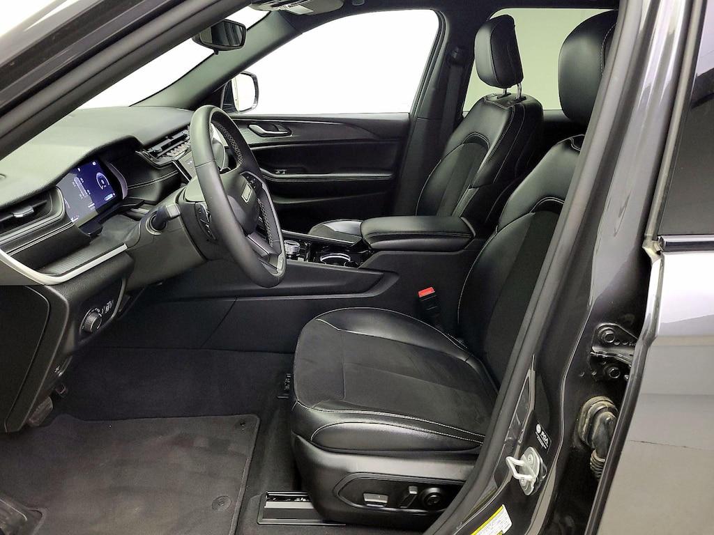 used 2023 Jeep Grand Cherokee car, priced at $32,998