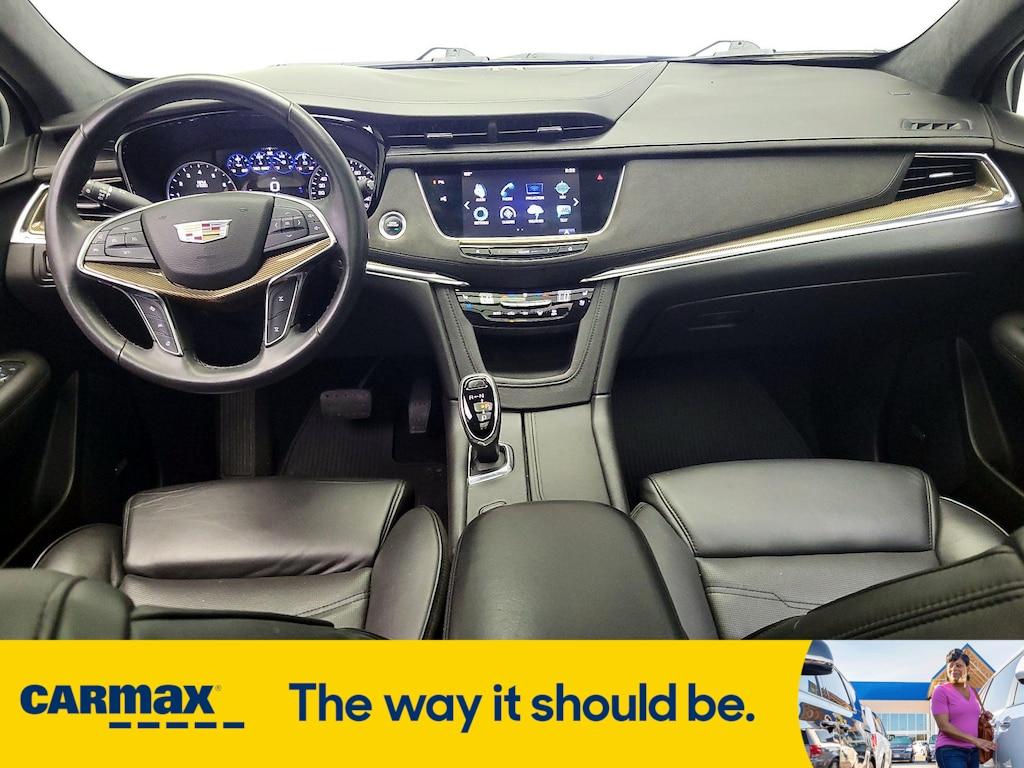 used 2017 Cadillac XT5 car, priced at $24,998