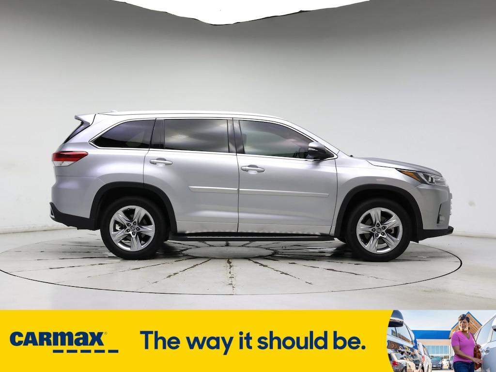 used 2018 Toyota Highlander car, priced at $23,998