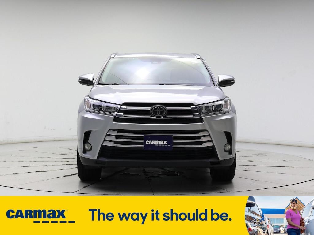 used 2018 Toyota Highlander car, priced at $23,998