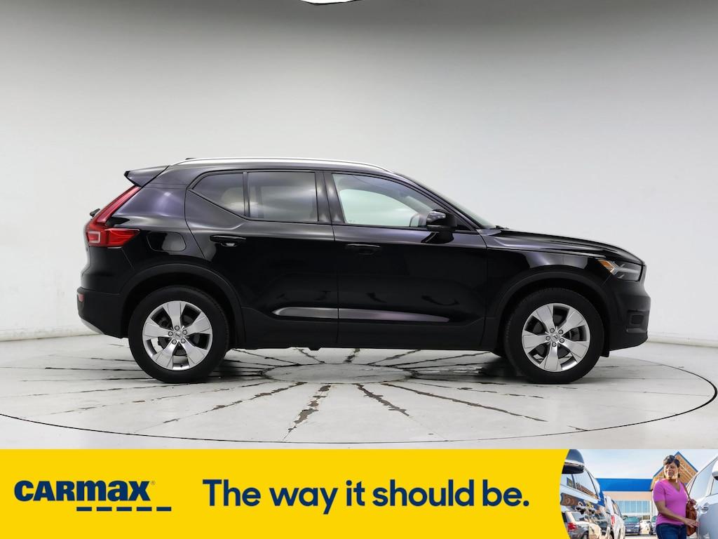 used 2022 Volvo XC40 car, priced at $25,998