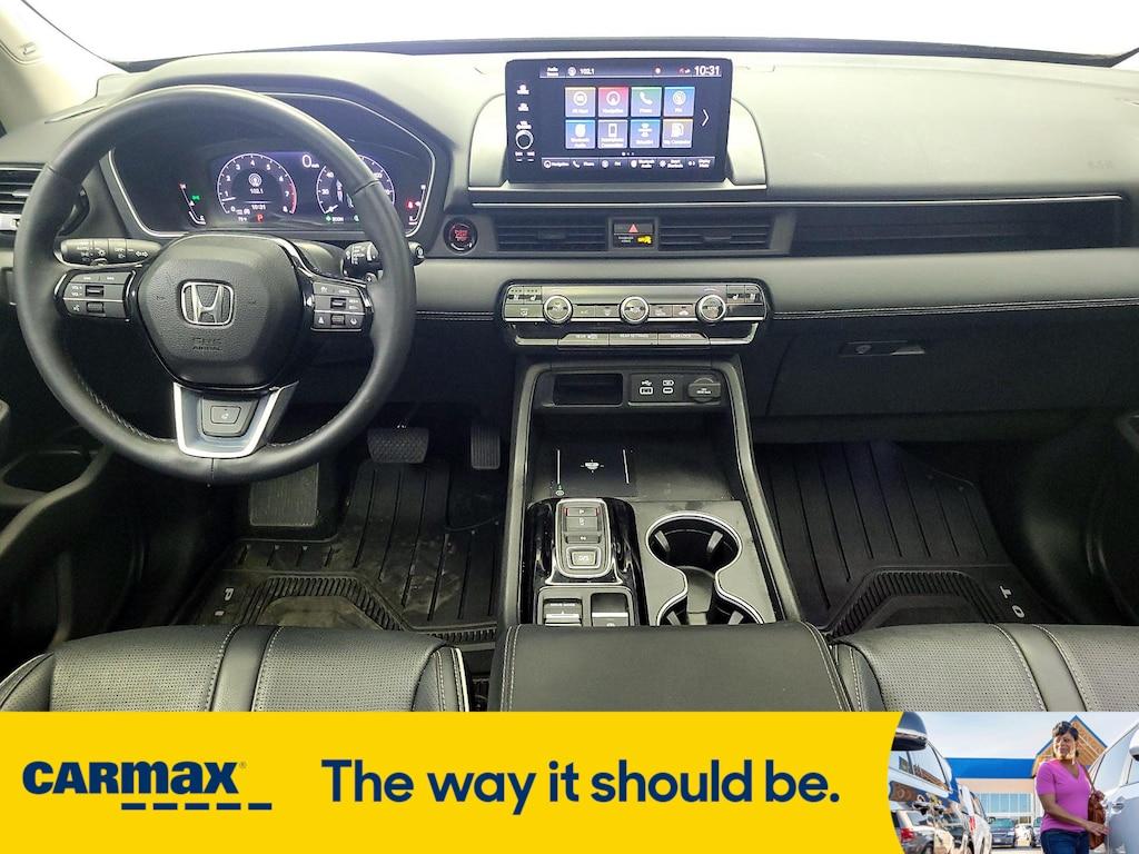 used 2025 Honda Pilot car, priced at $49,998