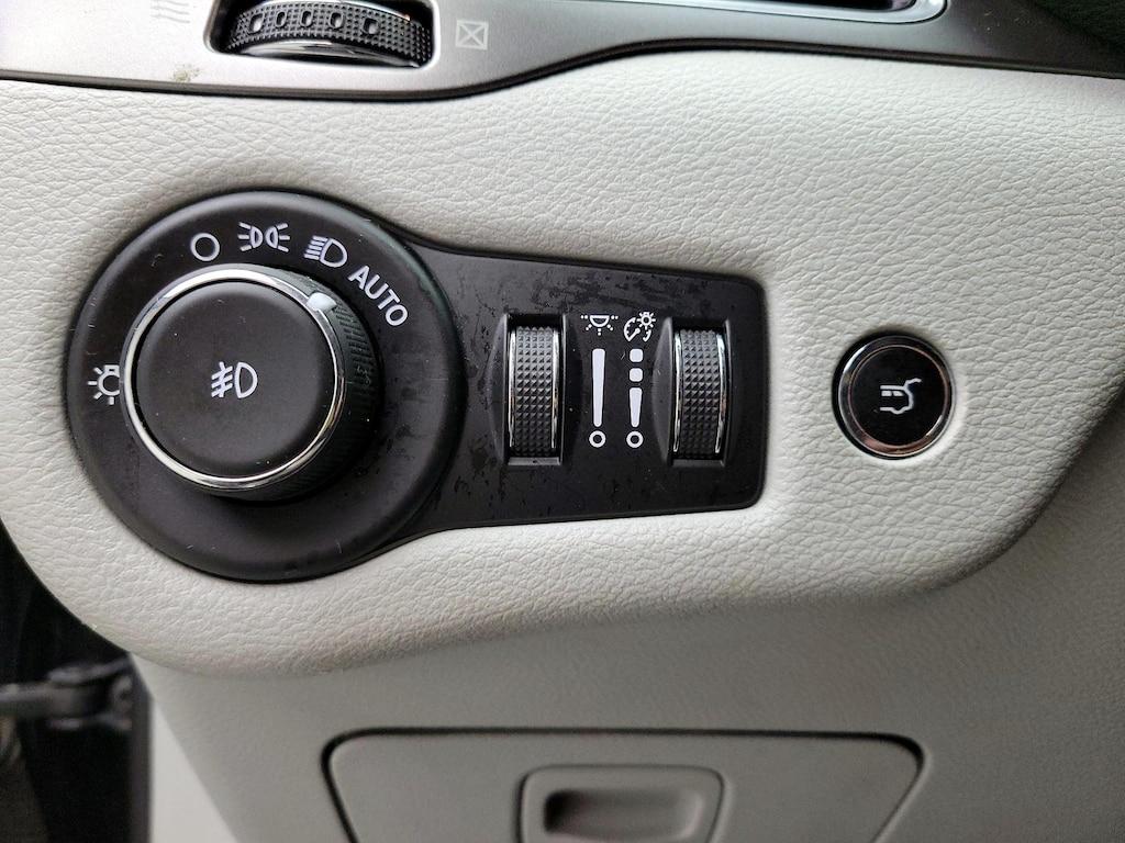 used 2019 Jeep Cherokee car, priced at $17,998