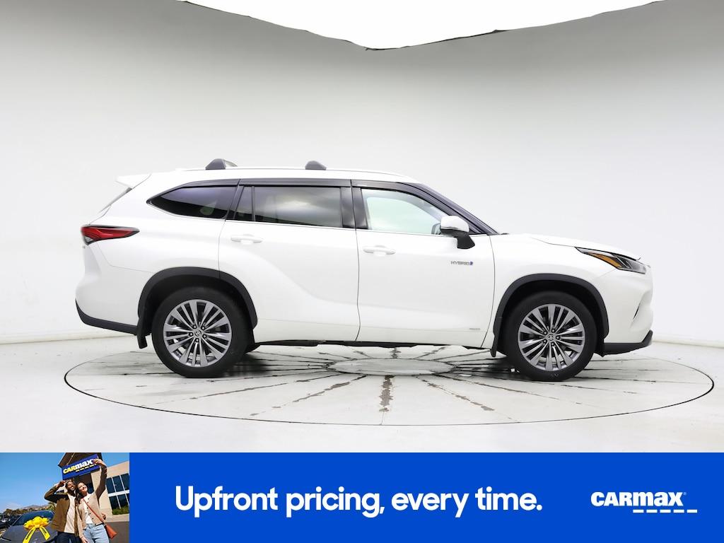 used 2020 Toyota Highlander Hybrid car, priced at $36,998