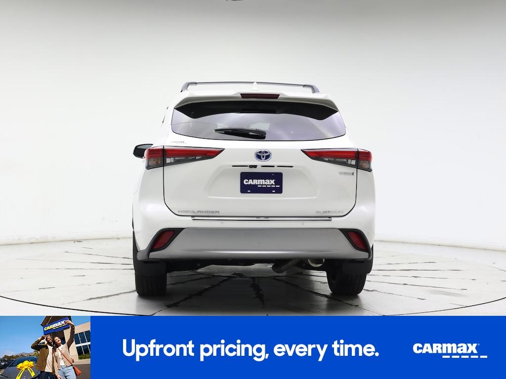 used 2020 Toyota Highlander Hybrid car, priced at $36,998