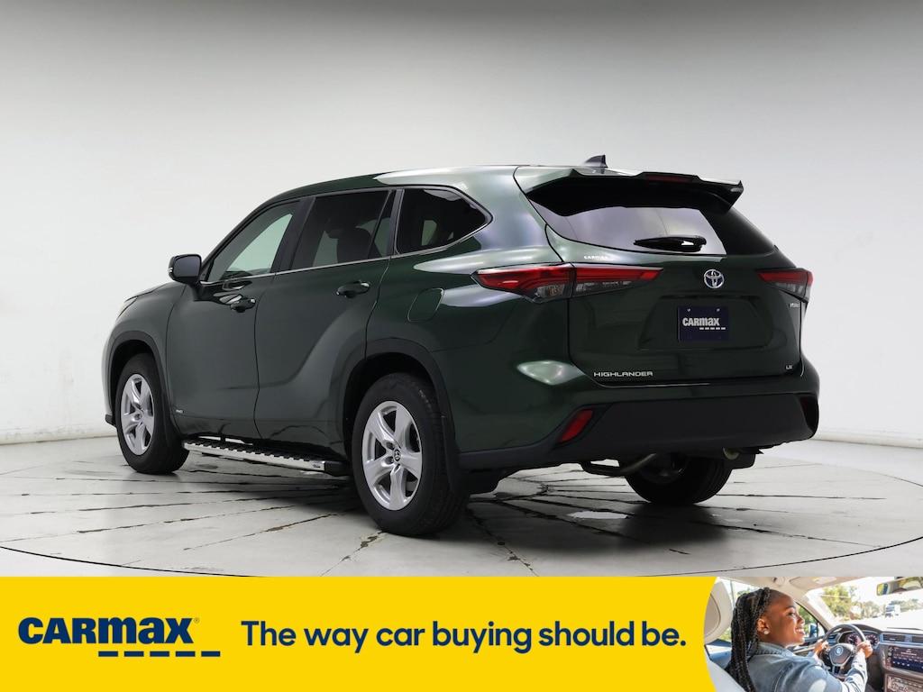 used 2023 Toyota Highlander Hybrid car, priced at $45,998