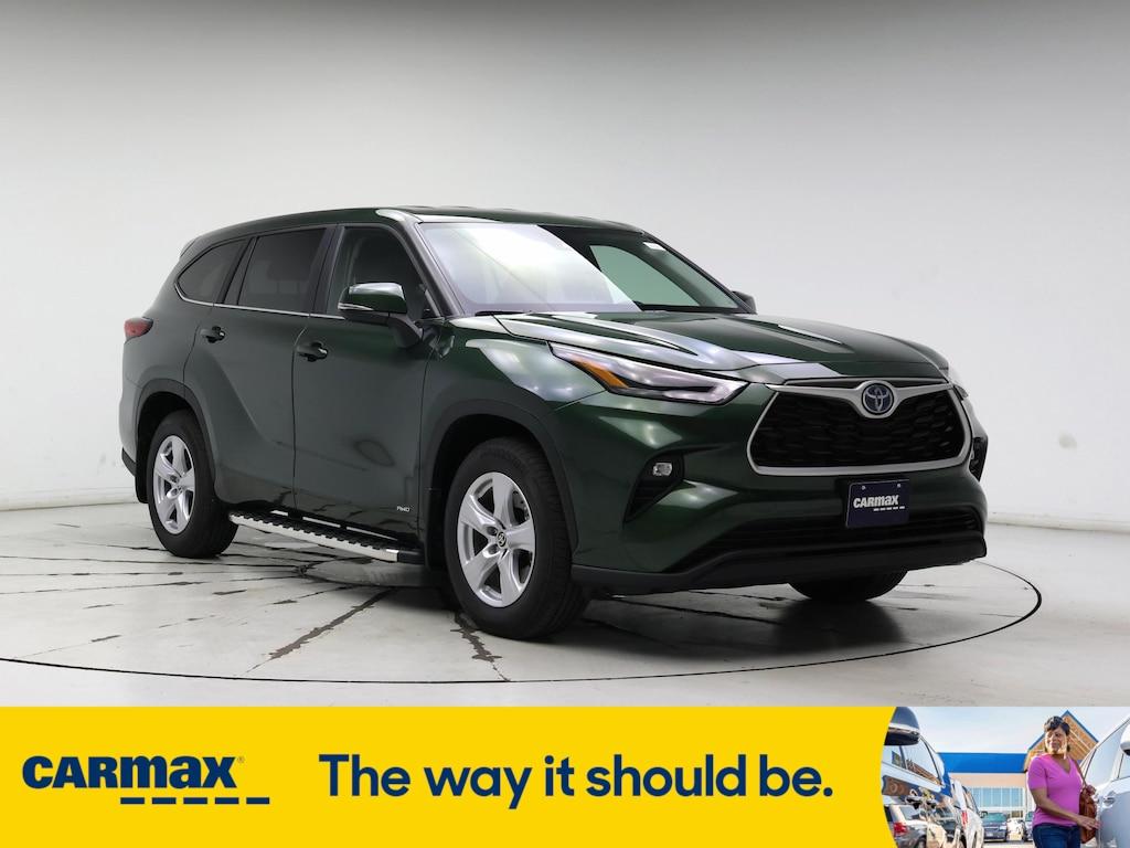 used 2023 Toyota Highlander Hybrid car, priced at $45,998