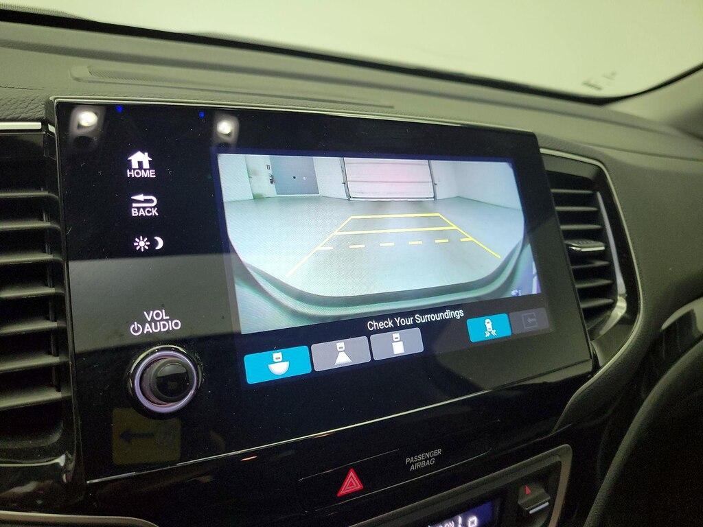 used 2022 Honda Pilot car, priced at $32,998