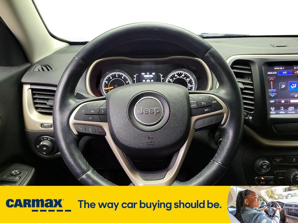 used 2014 Jeep Cherokee car, priced at $13,998