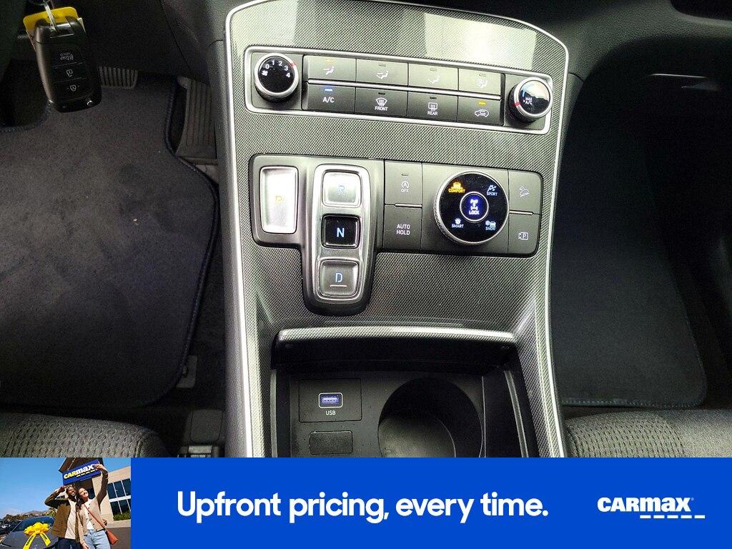 used 2023 Hyundai Santa Fe car, priced at $22,998