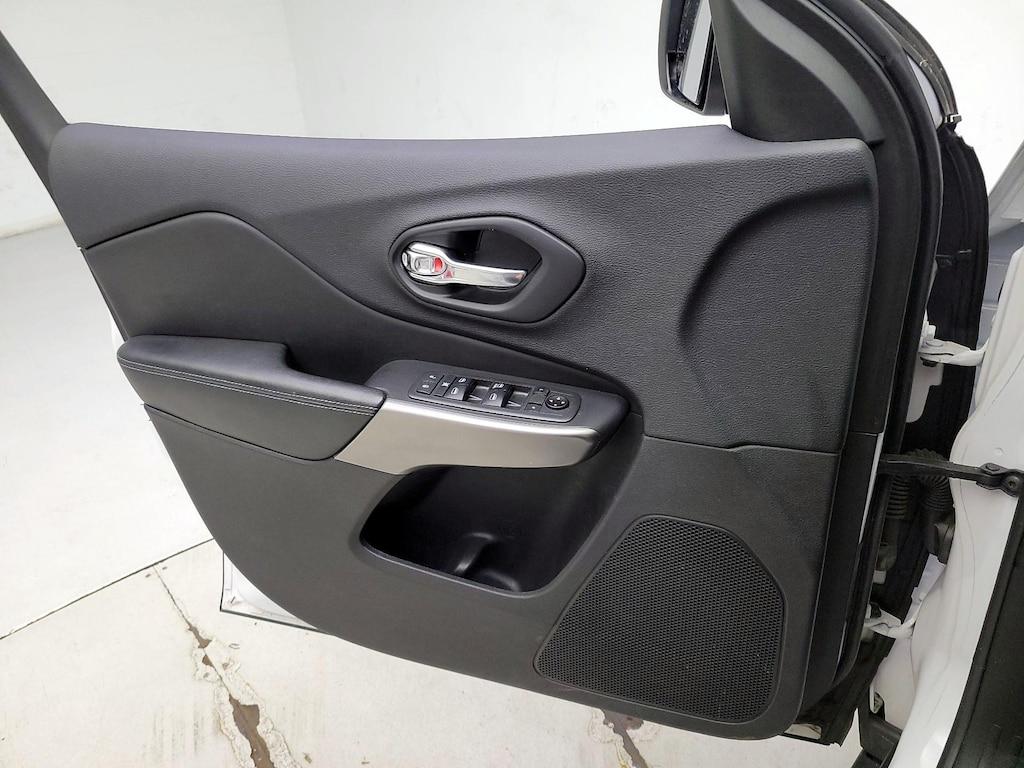 used 2019 Jeep Cherokee car, priced at $16,998