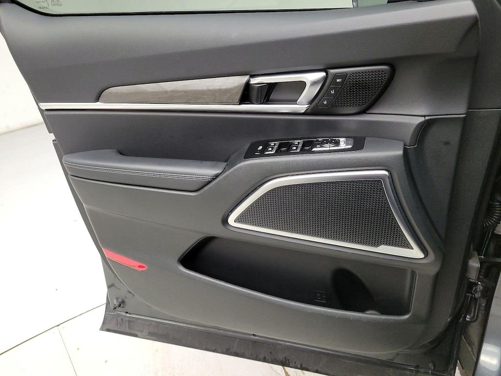 used 2024 Kia Telluride car, priced at $49,998