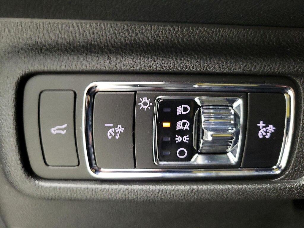 used 2023 Lincoln Corsair car, priced at $31,998