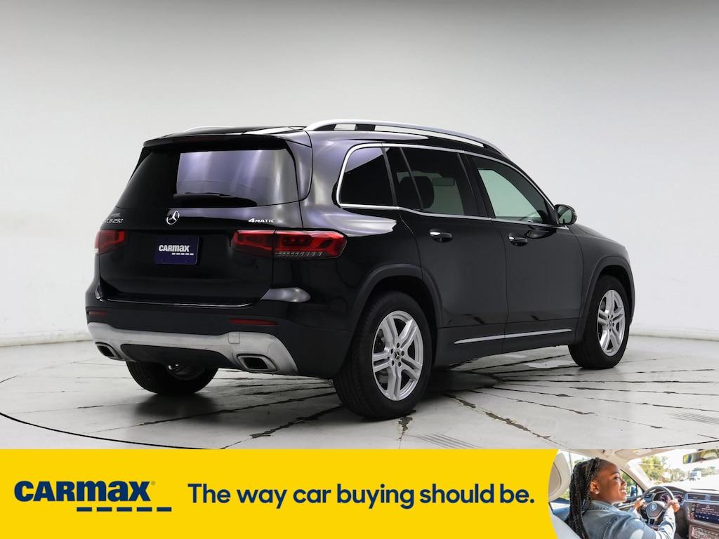 used 2021 Mercedes-Benz GLB 250 car, priced at $29,998