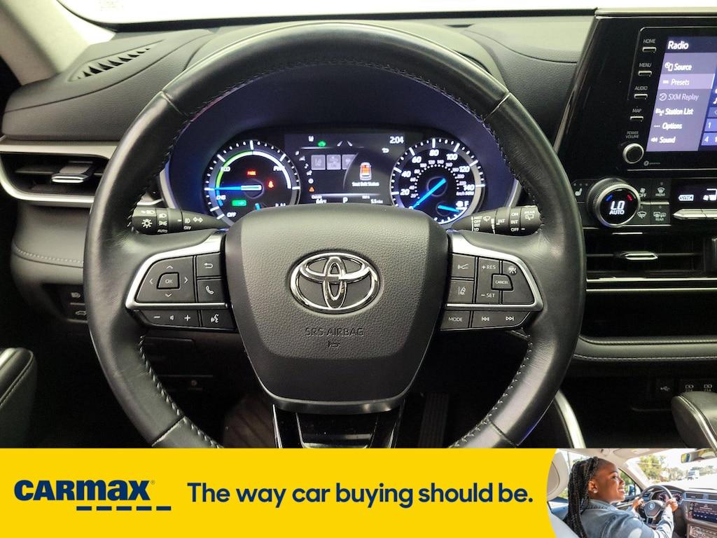 used 2021 Toyota Highlander Hybrid car, priced at $38,998