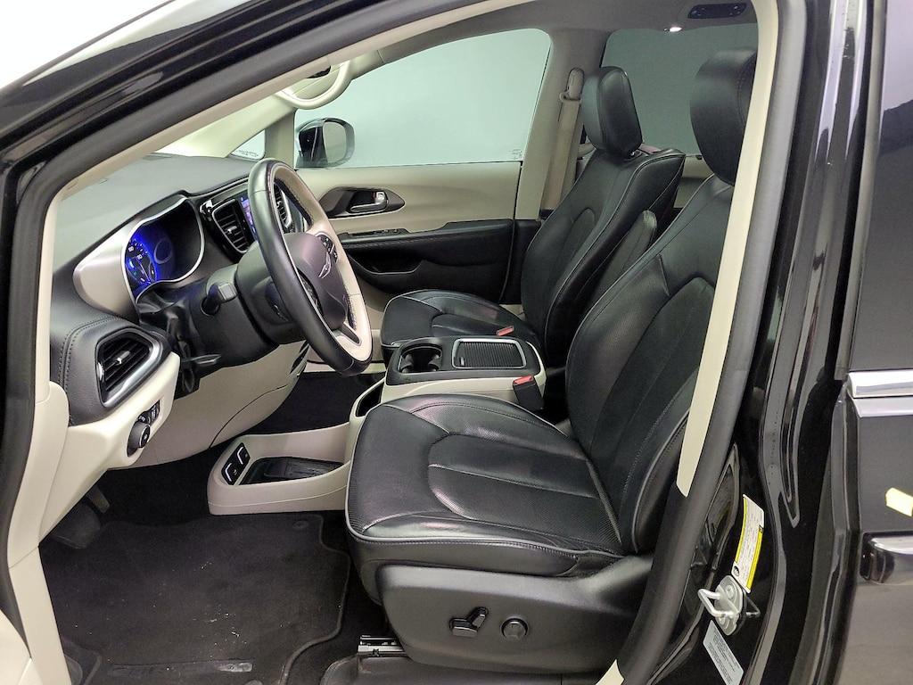 used 2017 Chrysler Pacifica car, priced at $26,998