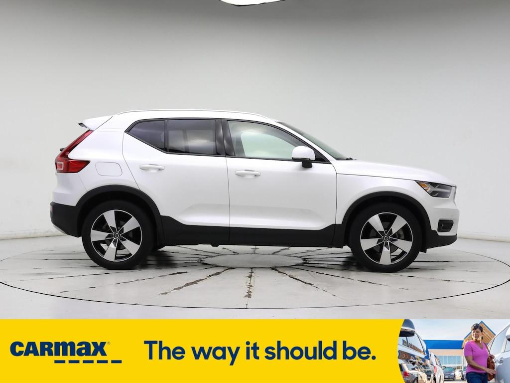 used 2021 Volvo XC40 car, priced at $32,998