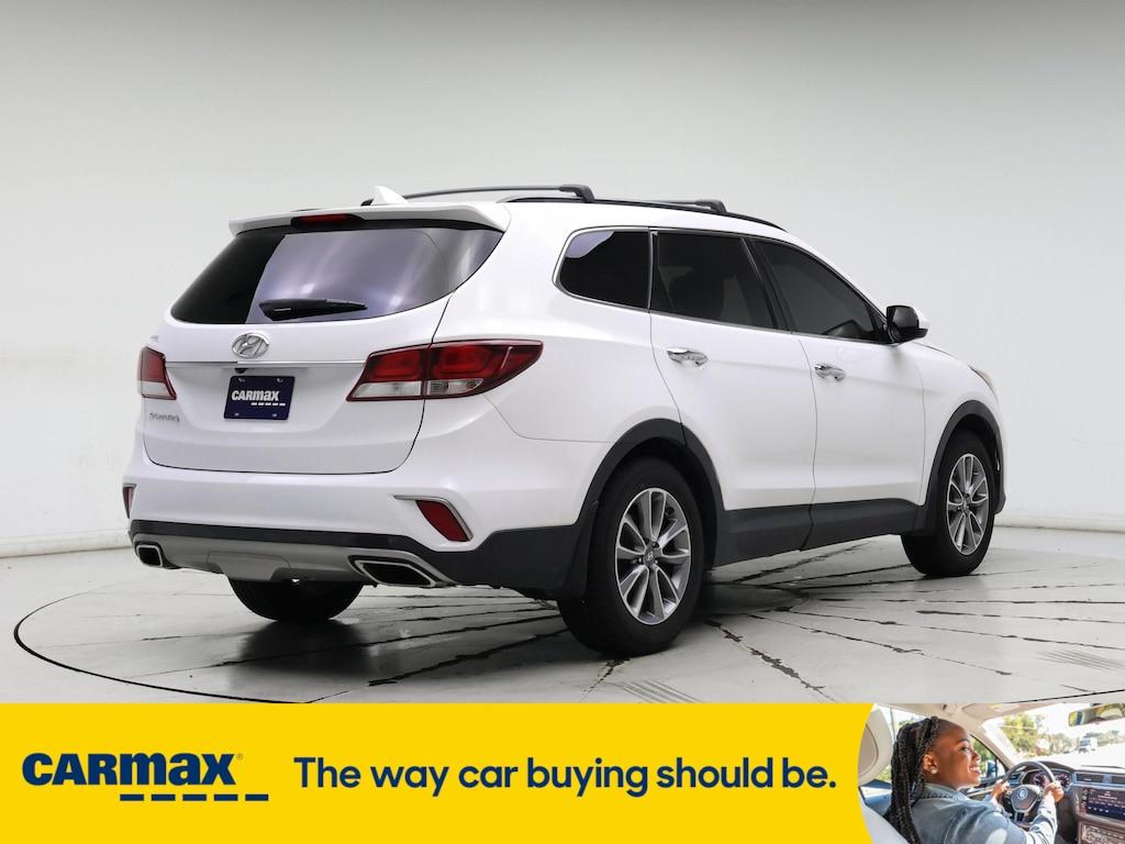 used 2018 Hyundai Santa Fe car, priced at $18,998