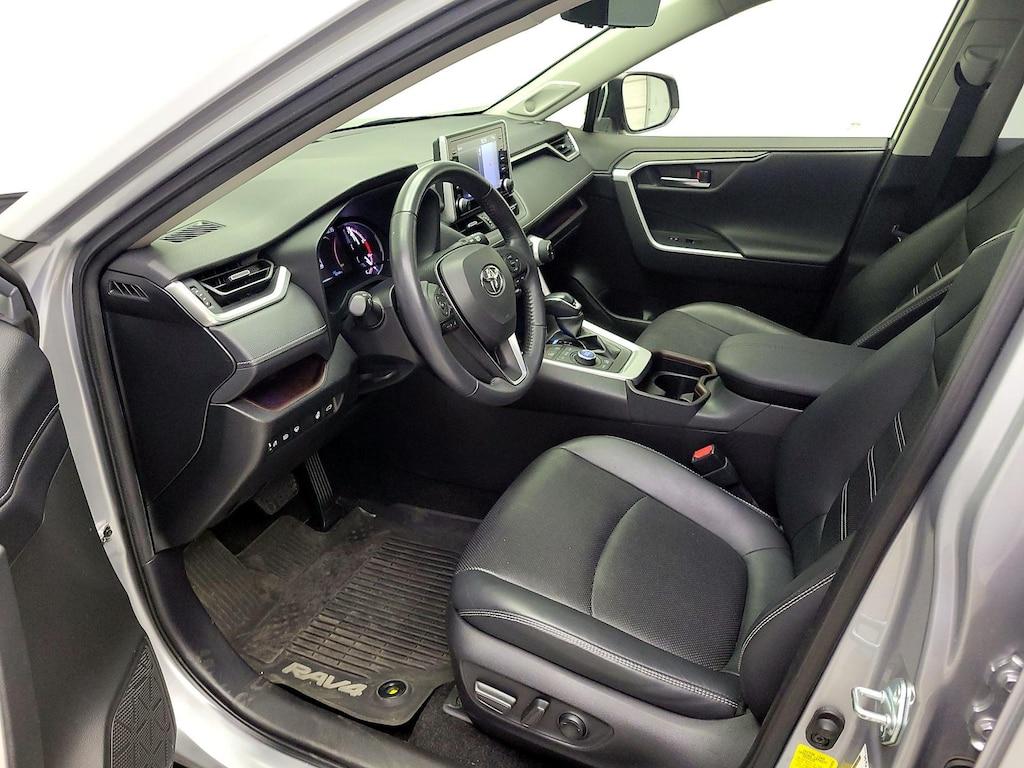 used 2020 Toyota RAV4 car, priced at $31,998