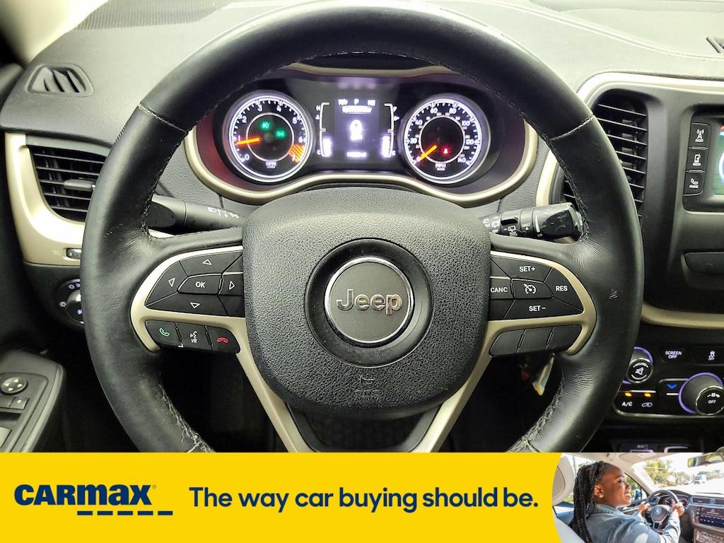 used 2015 Jeep Cherokee car, priced at $13,998
