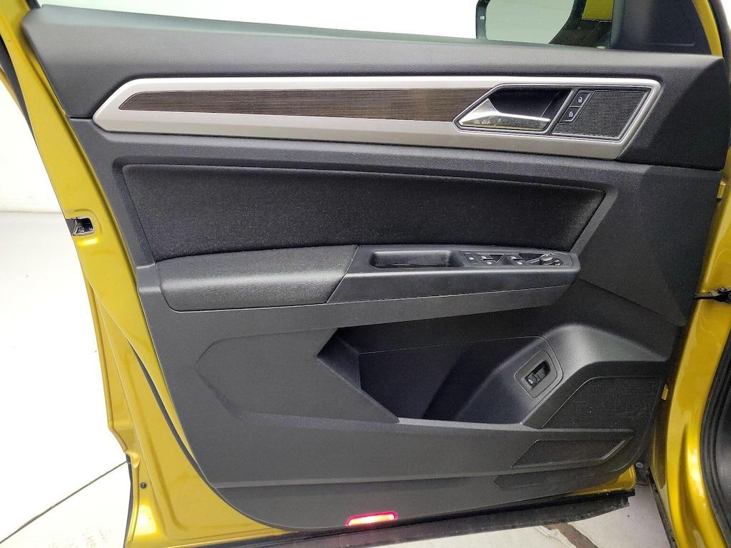 used 2018 Volkswagen Atlas car, priced at $24,998