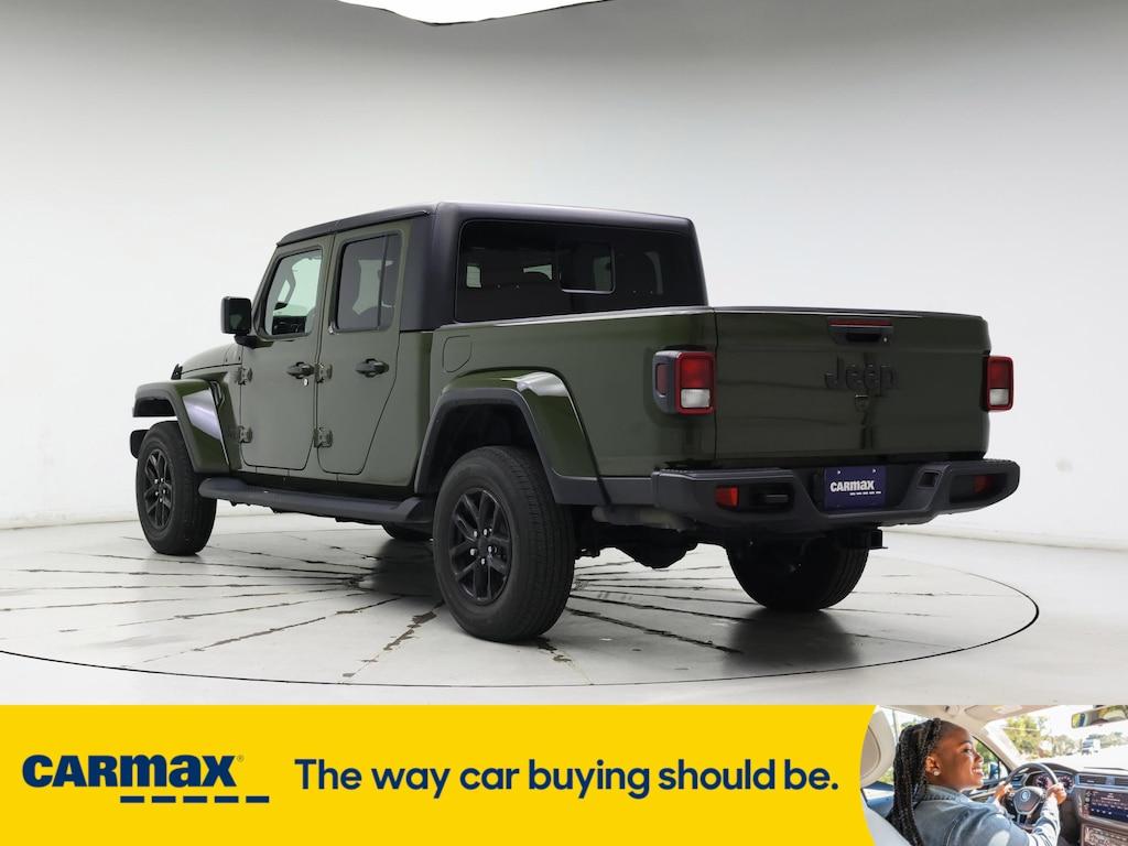 used 2022 Jeep Gladiator car, priced at $33,998