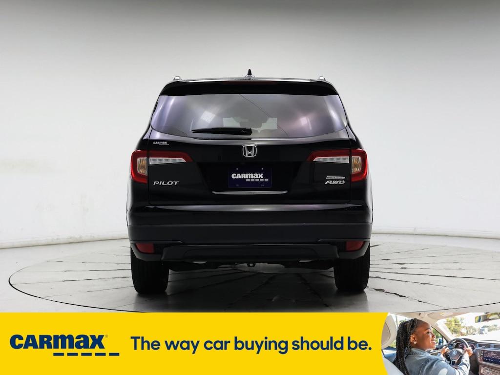 used 2022 Honda Pilot car, priced at $34,998