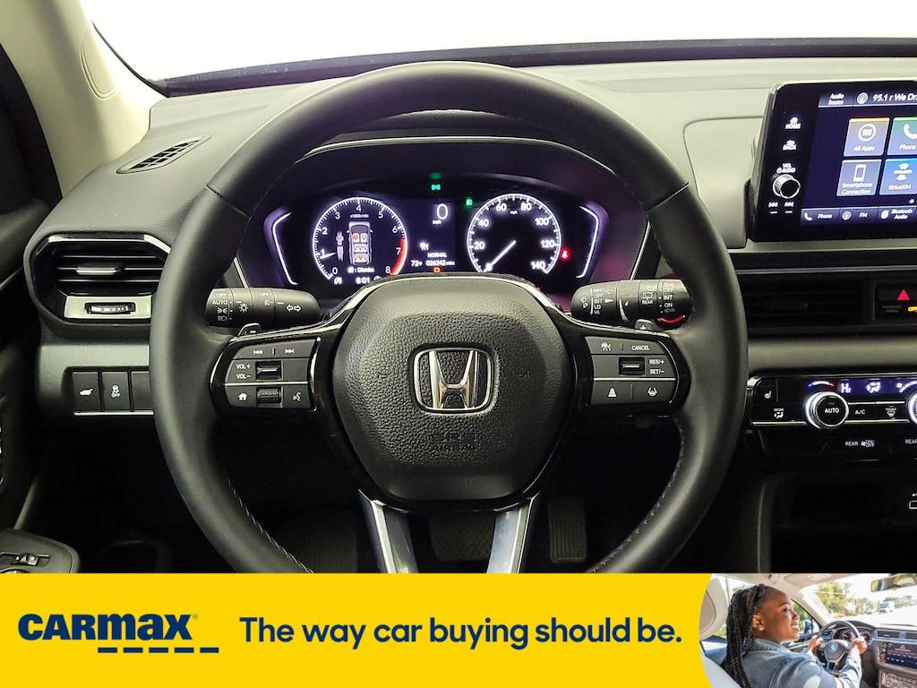 used 2025 Honda Pilot car, priced at $39,998