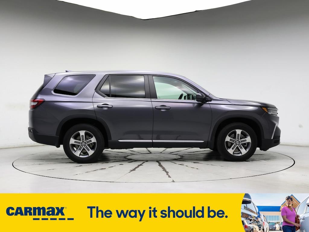 used 2025 Honda Pilot car, priced at $39,998