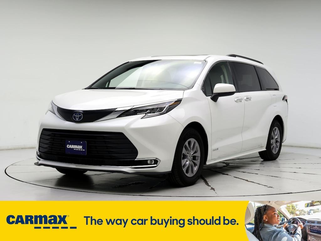 used 2021 Toyota Sienna car, priced at $40,998