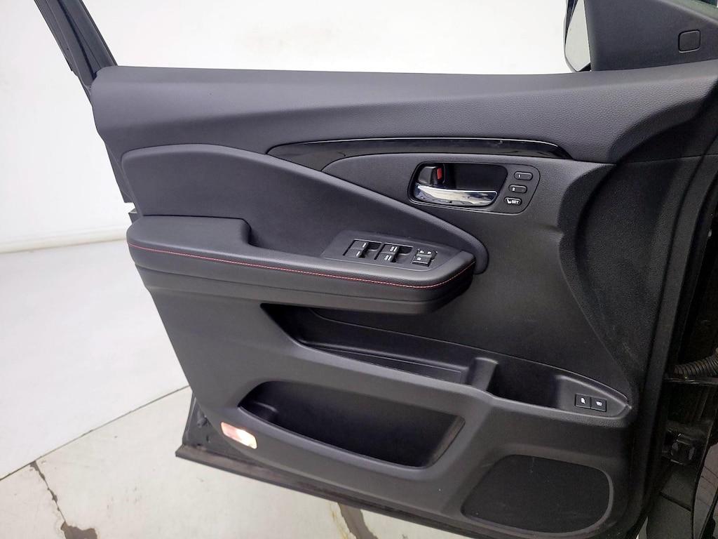 used 2021 Honda Pilot car, priced at $34,998