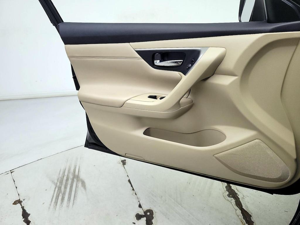 used 2015 Nissan Altima car, priced at $12,998